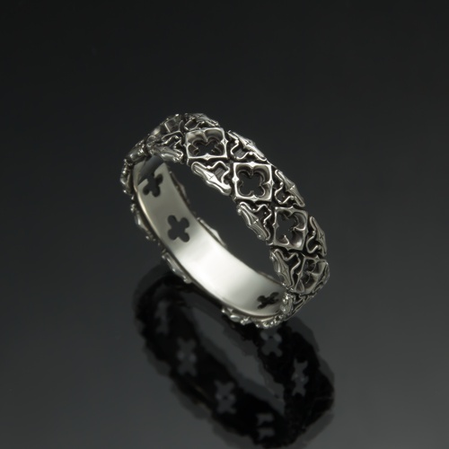 Кольцо в силе Нотр-Дам де Пари. 1056 от ювелирной фирмы "Стиль" по цене 220 руб.