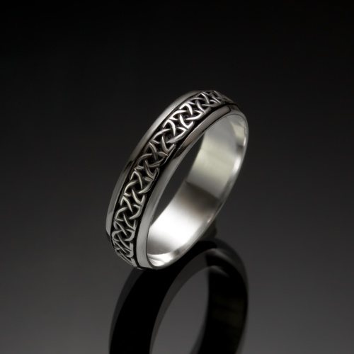 Кольцо с кельтским рисунком 1038 от ювелирной фирмы "Стиль" по цене 160 руб.