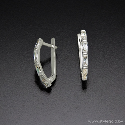 Серьги 2004 от ювелирной фирмы "Стиль" по цене 144 руб.