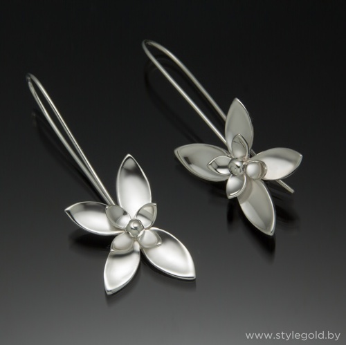 Серьги Лотос 2012 от ювелирной фирмы "Стиль" по цене 230 руб.