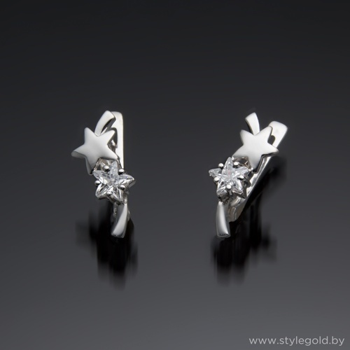 Серьги с камнем в форме звезды 2020 от ювелирной фирмы "Стиль" по цене 106 руб.