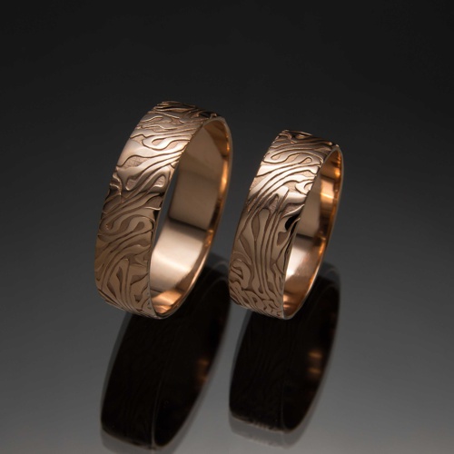 Позолоченные обручальные кольца. 1042 от ювелирной фирмы "Стиль" по цене 285 руб.