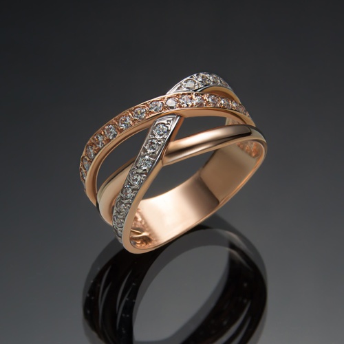 Широкое кольцо с камнями. к14 от ювелирной фирмы "Стиль" по цене 1365.5 руб.