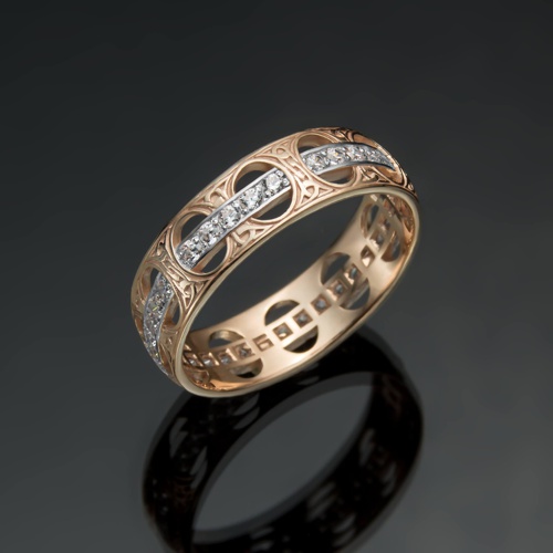 Серебряное позолоченное кольцо 1047 от ювелирной фирмы "Стиль" по цене 160 руб.