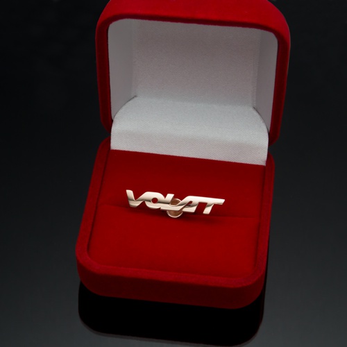 Золотой значок  от ювелирной фирмы "Стиль"