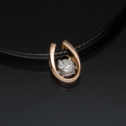 Оригинальная подвеска с камнем кн76 от ювелирной фирмы "Стиль" по цене 379 руб.