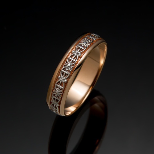 Позолоченное кольцо 1035 от ювелирной фирмы "Стиль" по цене 180 руб.